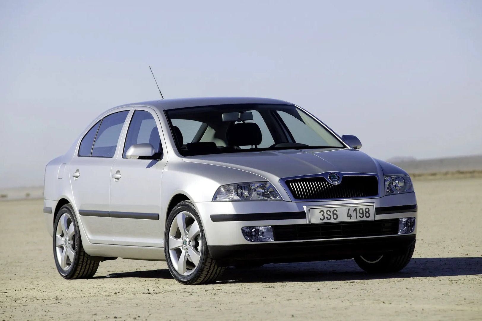 Skoda Octavia 2 generation  Liftback