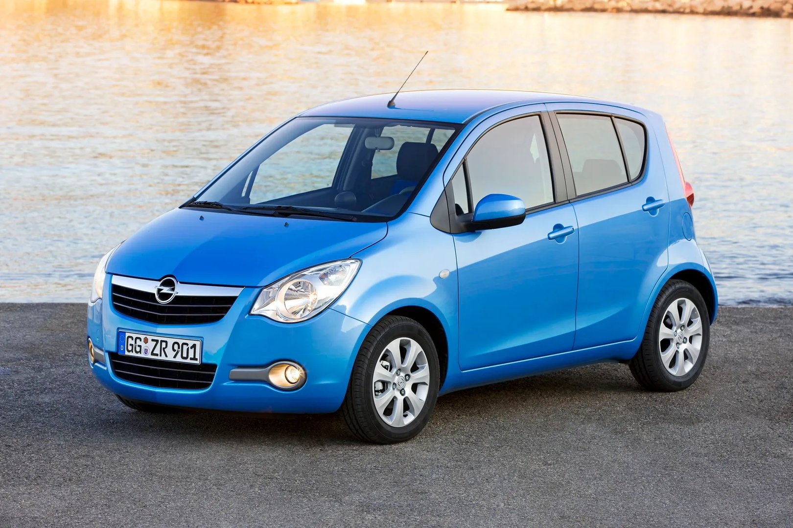 Opel_Agila_2_generation__Mini_5-doors__7.jpg