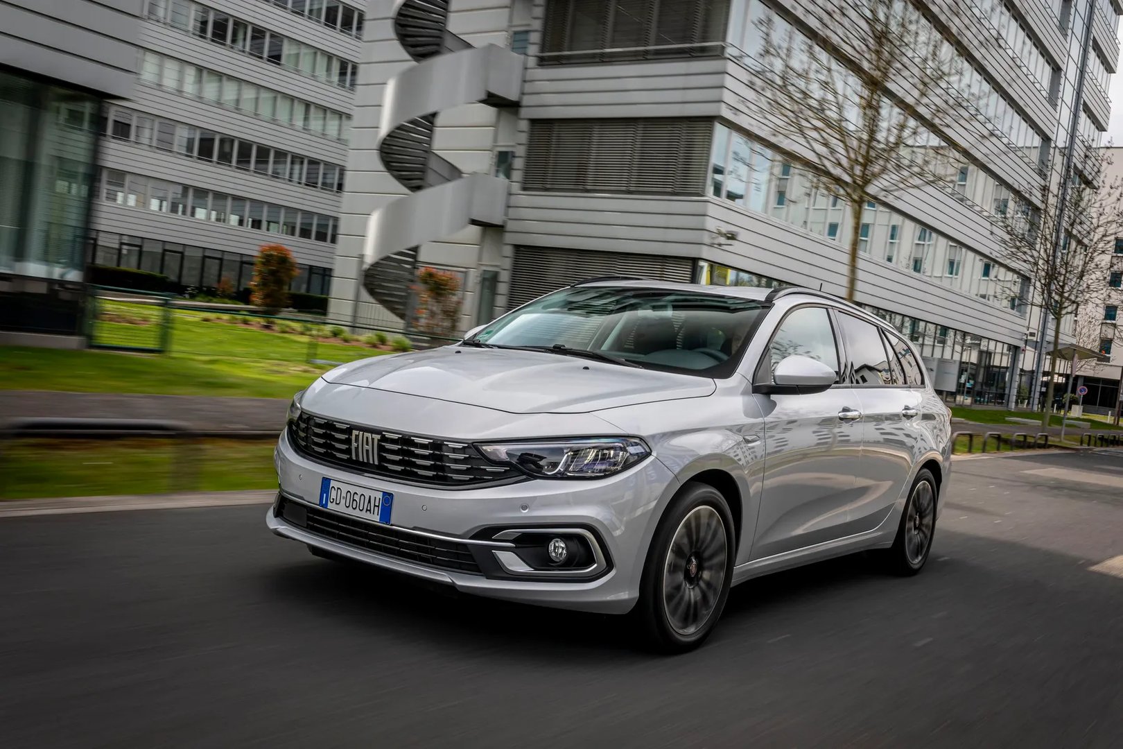 Fiat_Tipo_2_generation_restyling_1__Estate_5-door__9.jpg