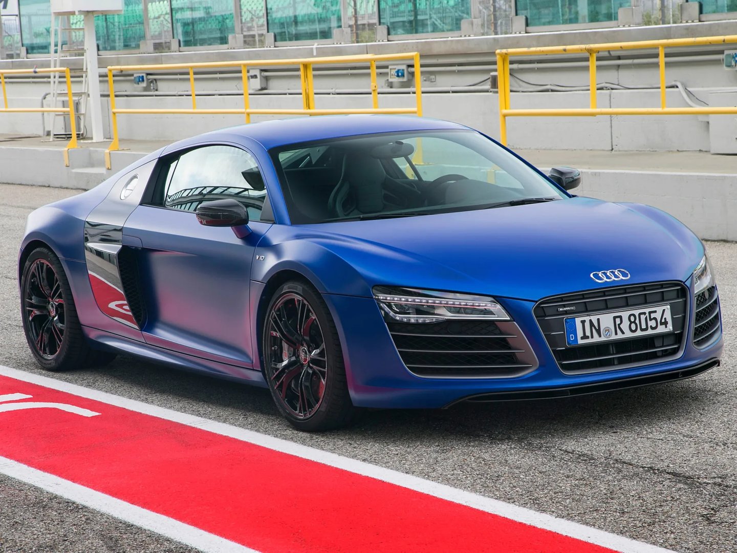Audi R8 1 generation, restyling  Coupe