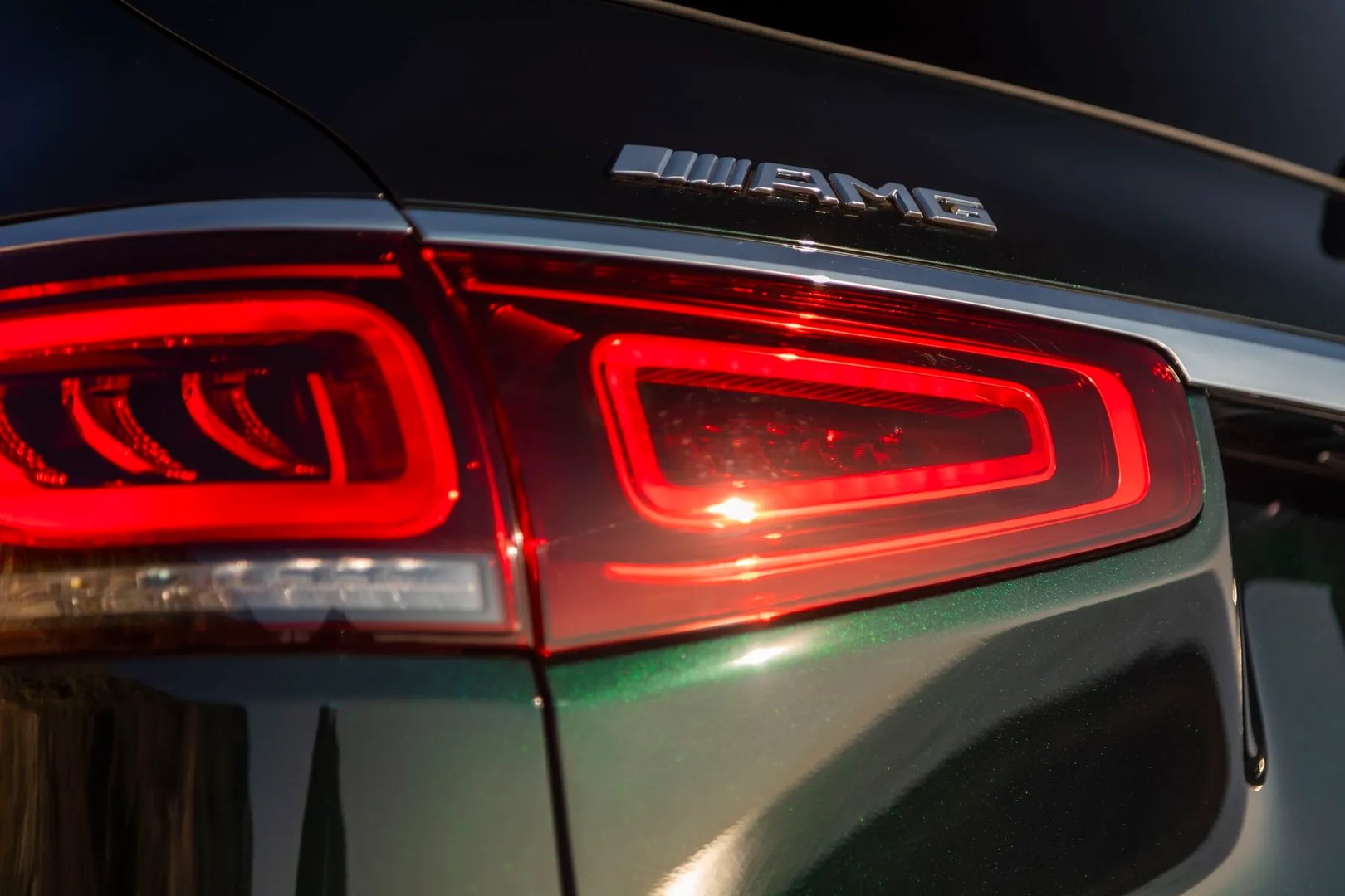 Mercedes_GLS_AMG_2_generation__SUV_5-doors__12.jpg