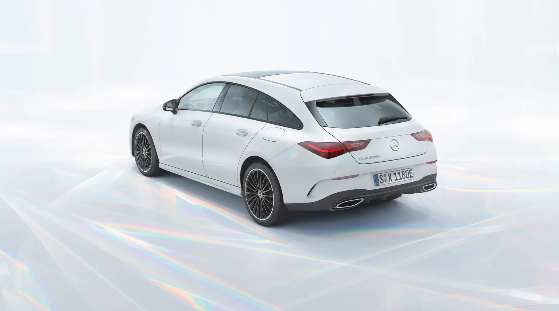 Mercedes_CLA_2_generation_restyling__Estate_5-door__2.jpg