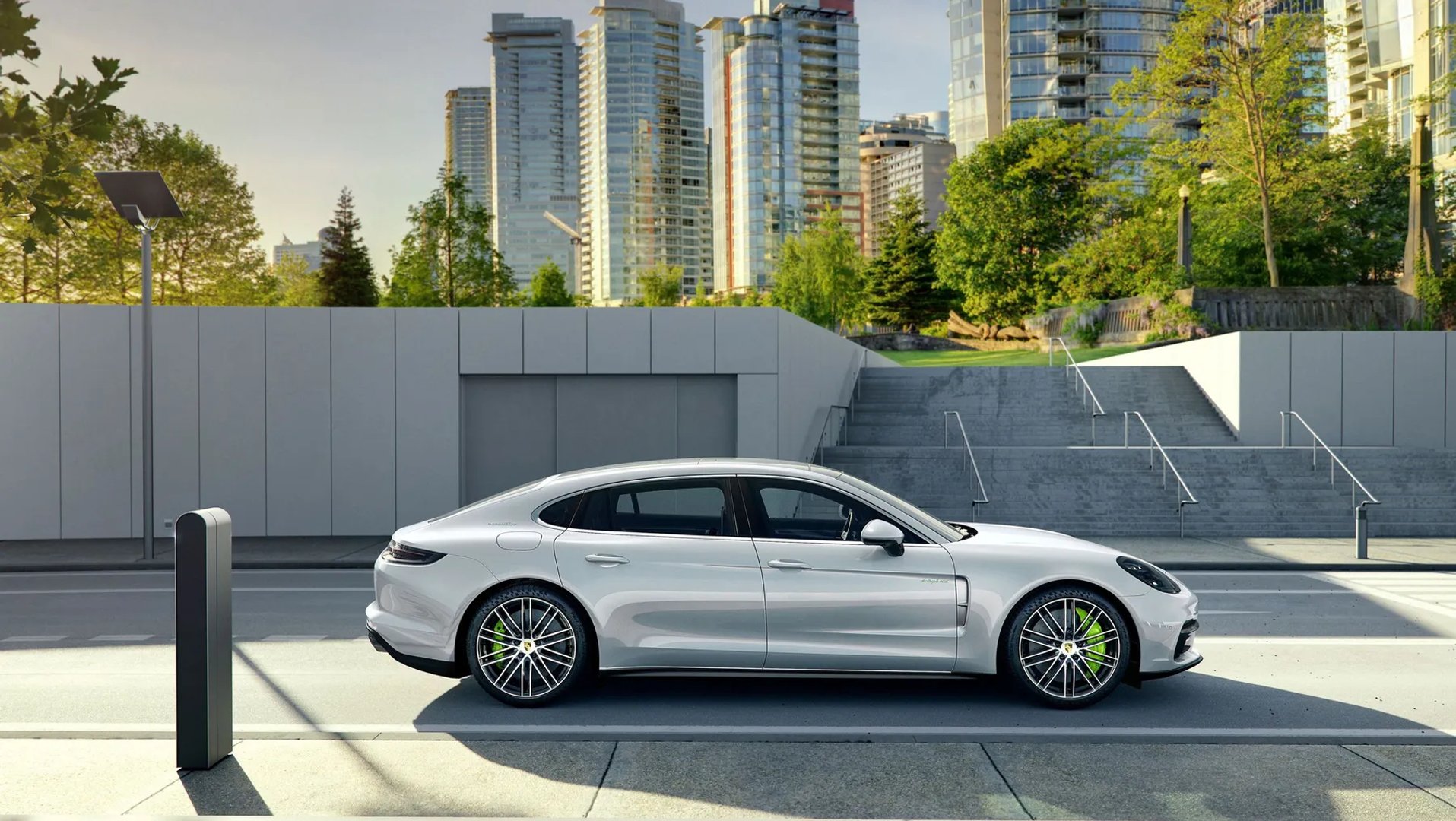 Porsche_Panamera_2_generation__Liftback_Long__12.jpg