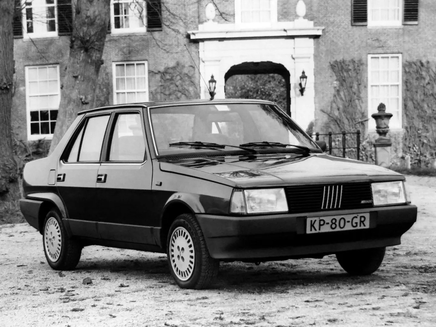 Fiat_Regata_1_generation__Sedan__3.jpg