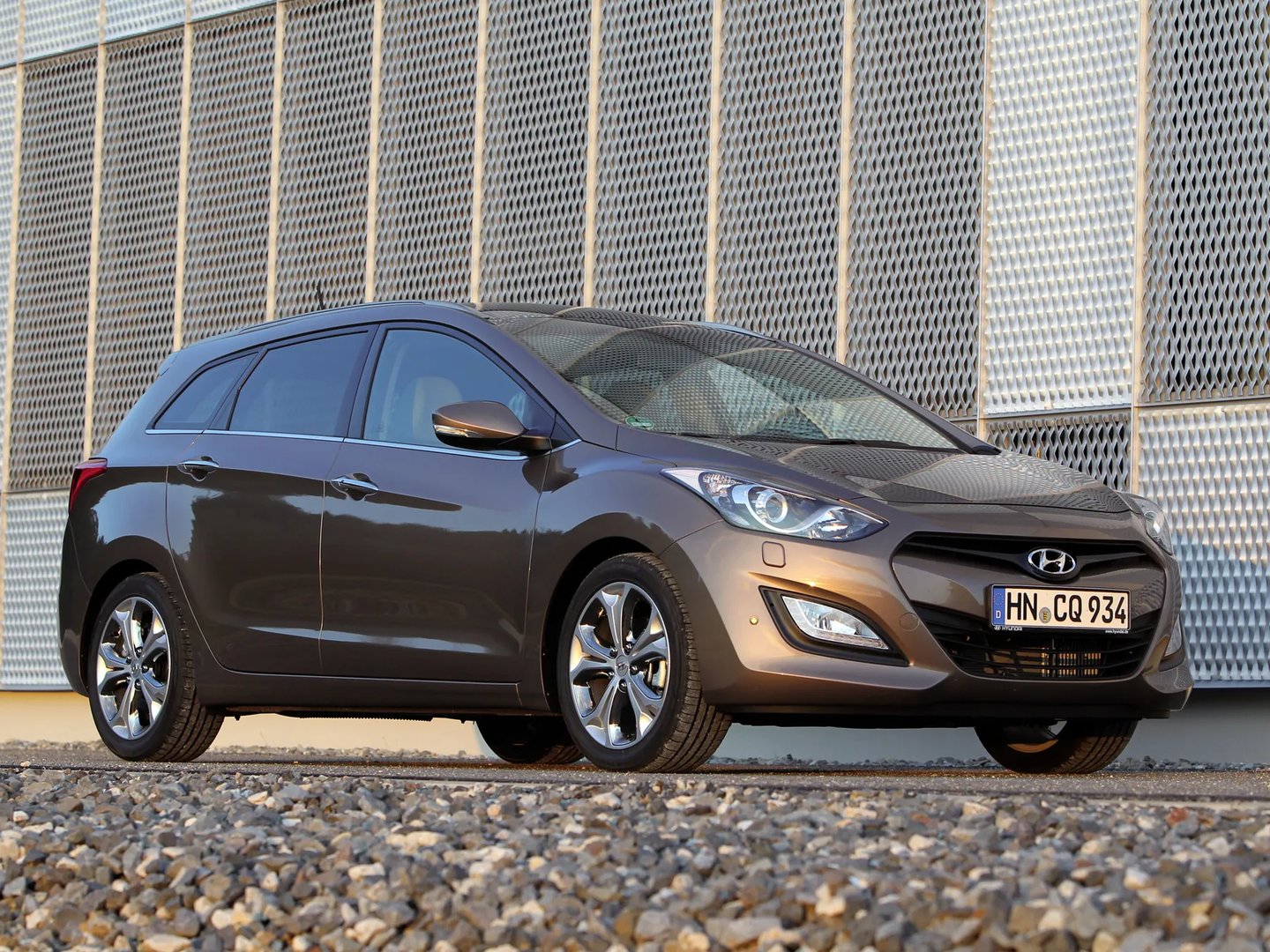 Hyundai_i30_2_generation__Estate_5-door__11.jpg