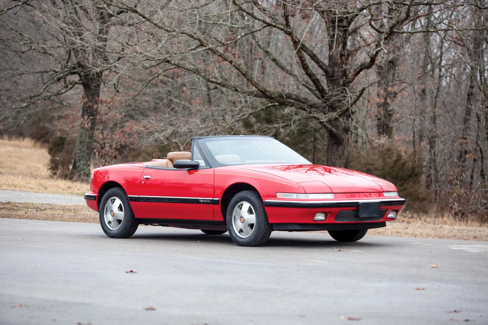 Buick_Reatta_1_generation__Cabrio__3.jpg