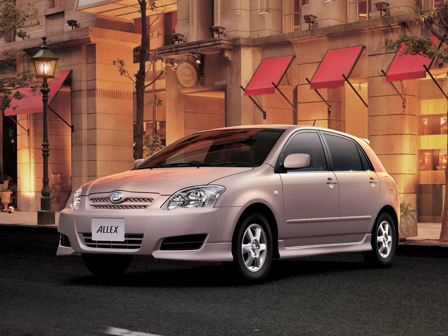 Toyota_Corolla_Run-X_1_generation_restyling_2__Hatchback_5-door__1.jpg
