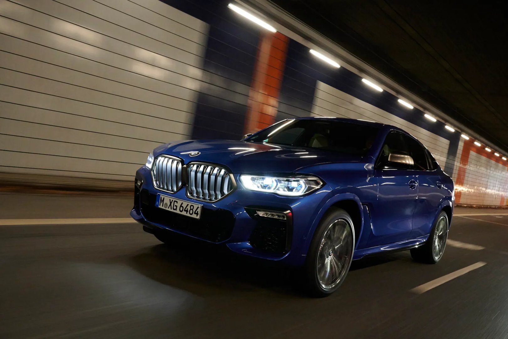 BMW_X6_3_generation__SUV_5-doors__7.jpg