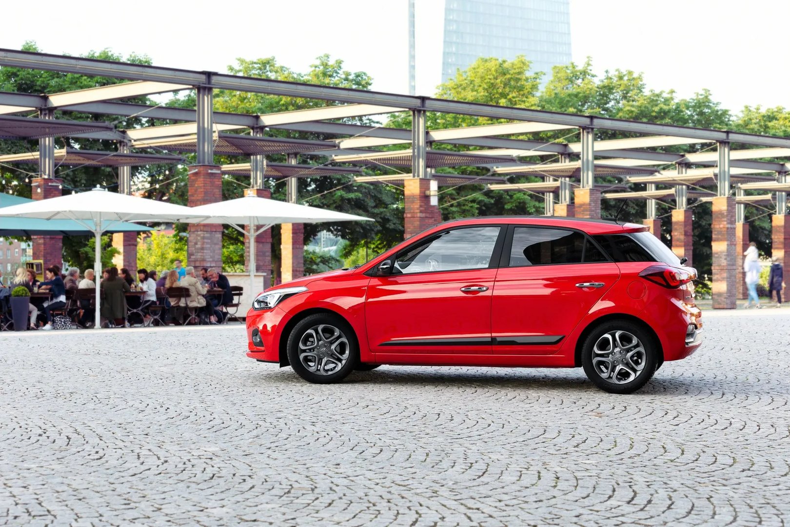 Hyundai_i20_2_generation_restyling__Mini_5-doors__7.jpg