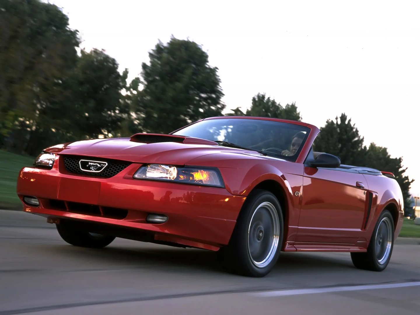 Ford_Mustang_4_generation_restyling__Cabrio__4.jpg