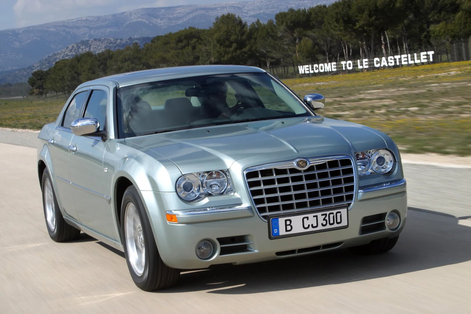 Chrysler 300C 1 generation  Sedan
