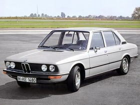 BMW 5 series 1 generation  Sedan