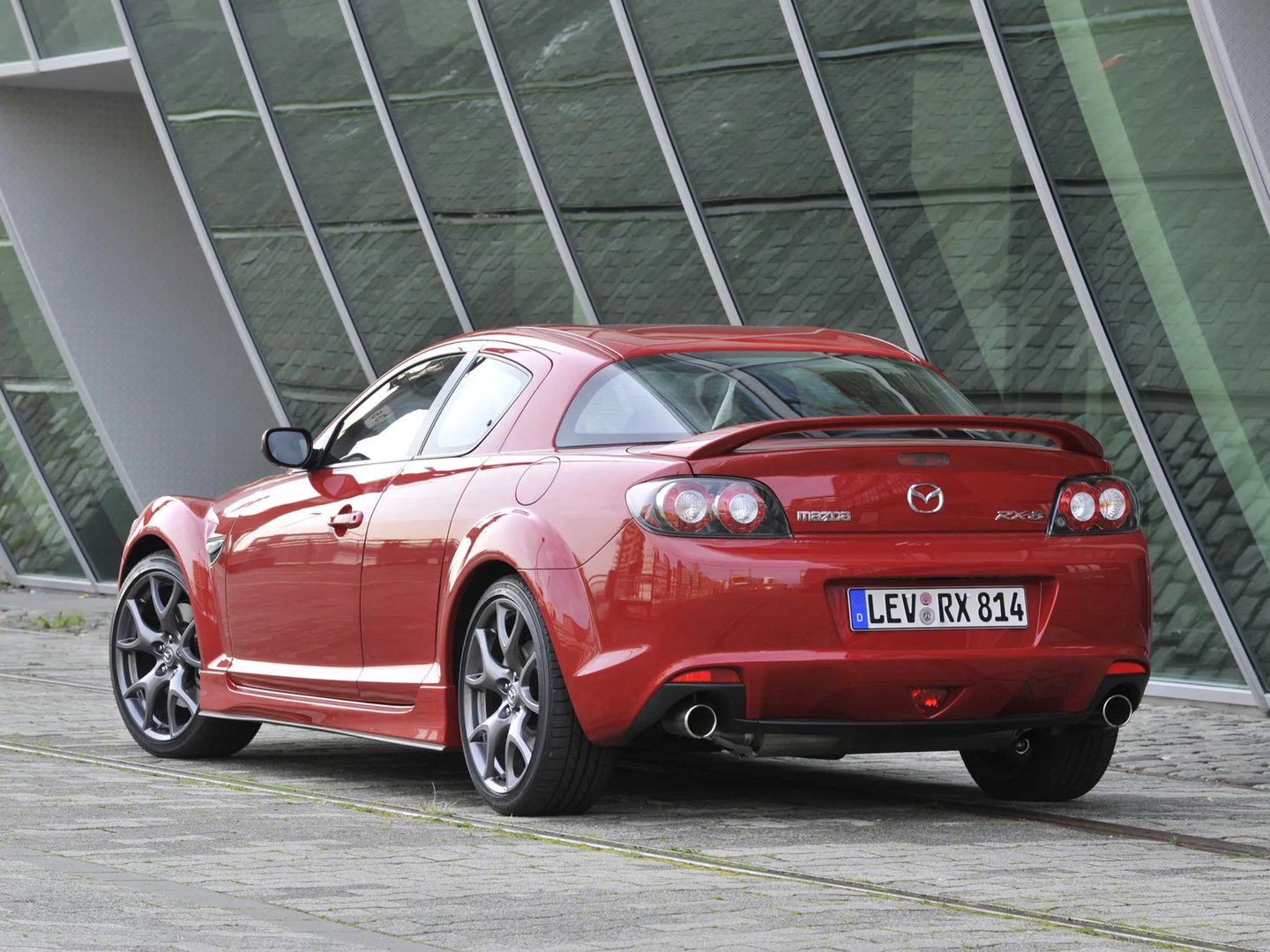 Mazda_RX-8_1_generation_restyling__Coupe__1.jpg