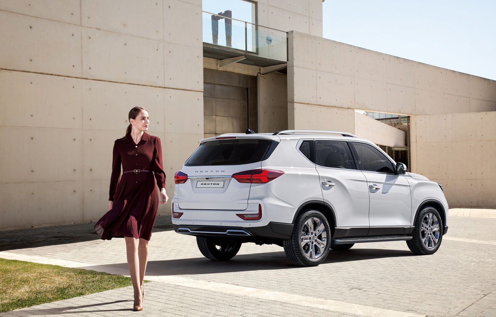 kg-mobility_Rexton_2_generation_restyling__SUV_5-doors__19.jpg