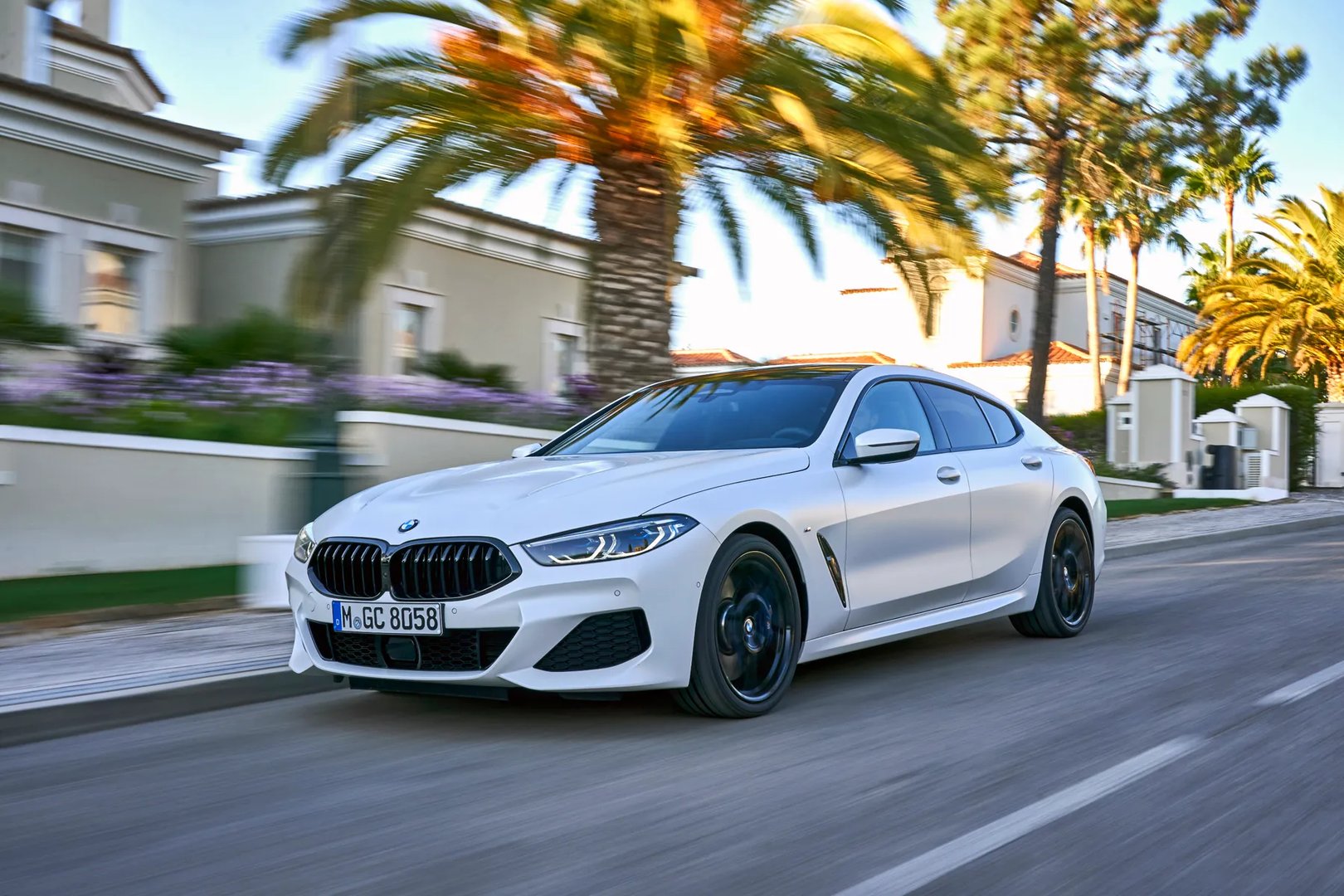 BMW_8_series_2_generation__Sedan__7.jpg
