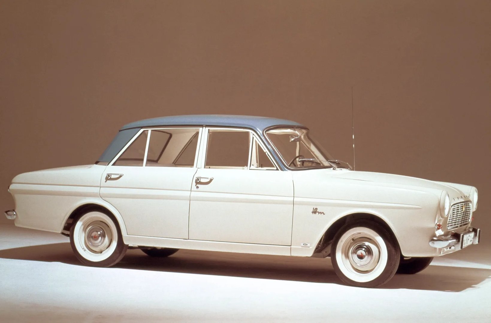 Ford Taunus 1 generation  Sedan