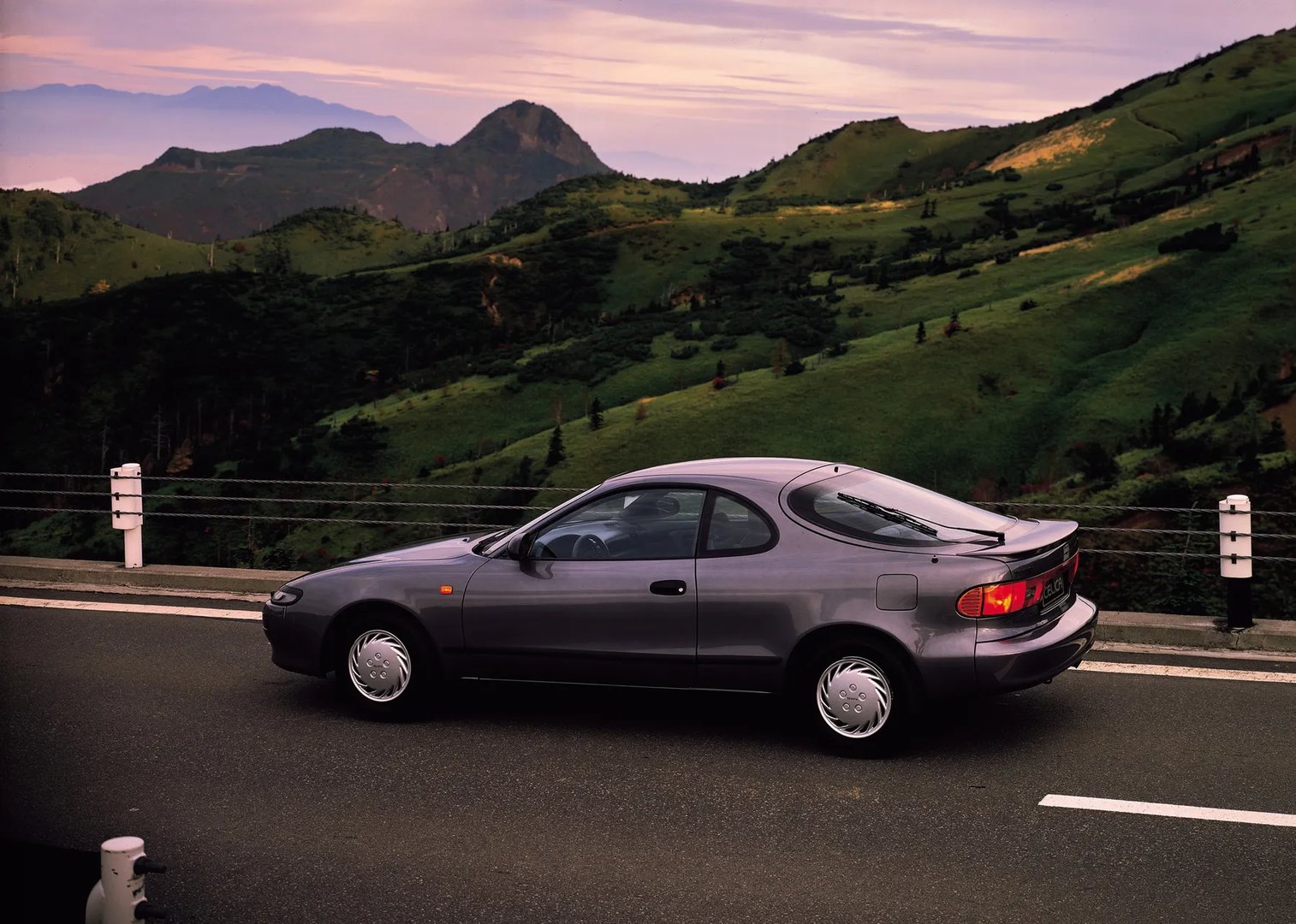 Toyota_Celica_5_generation__Coupe__8.jpg