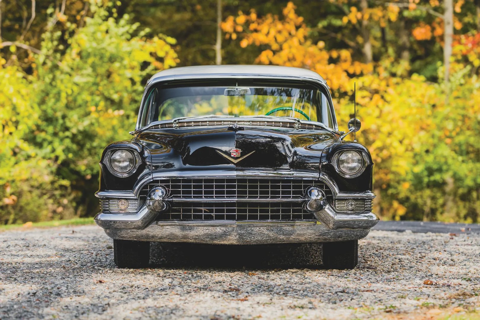 Cadillac_Sixty_Special_5_generation__Sedan__4.jpg