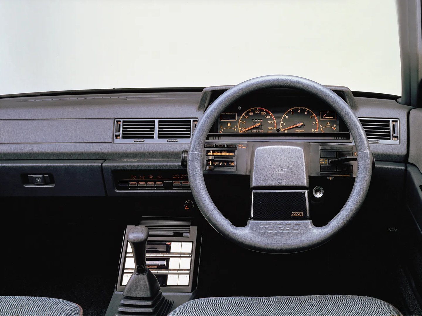 Mitsubishi_Galant_5_generation__Sedan__5.jpg
