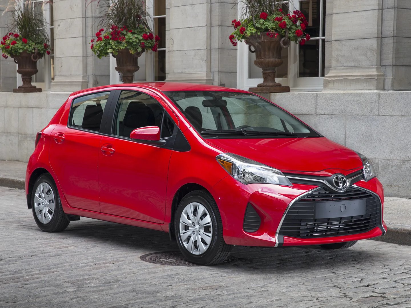 Toyota_Yaris_3_generation_restyling__Mini_5-doors__4.jpg