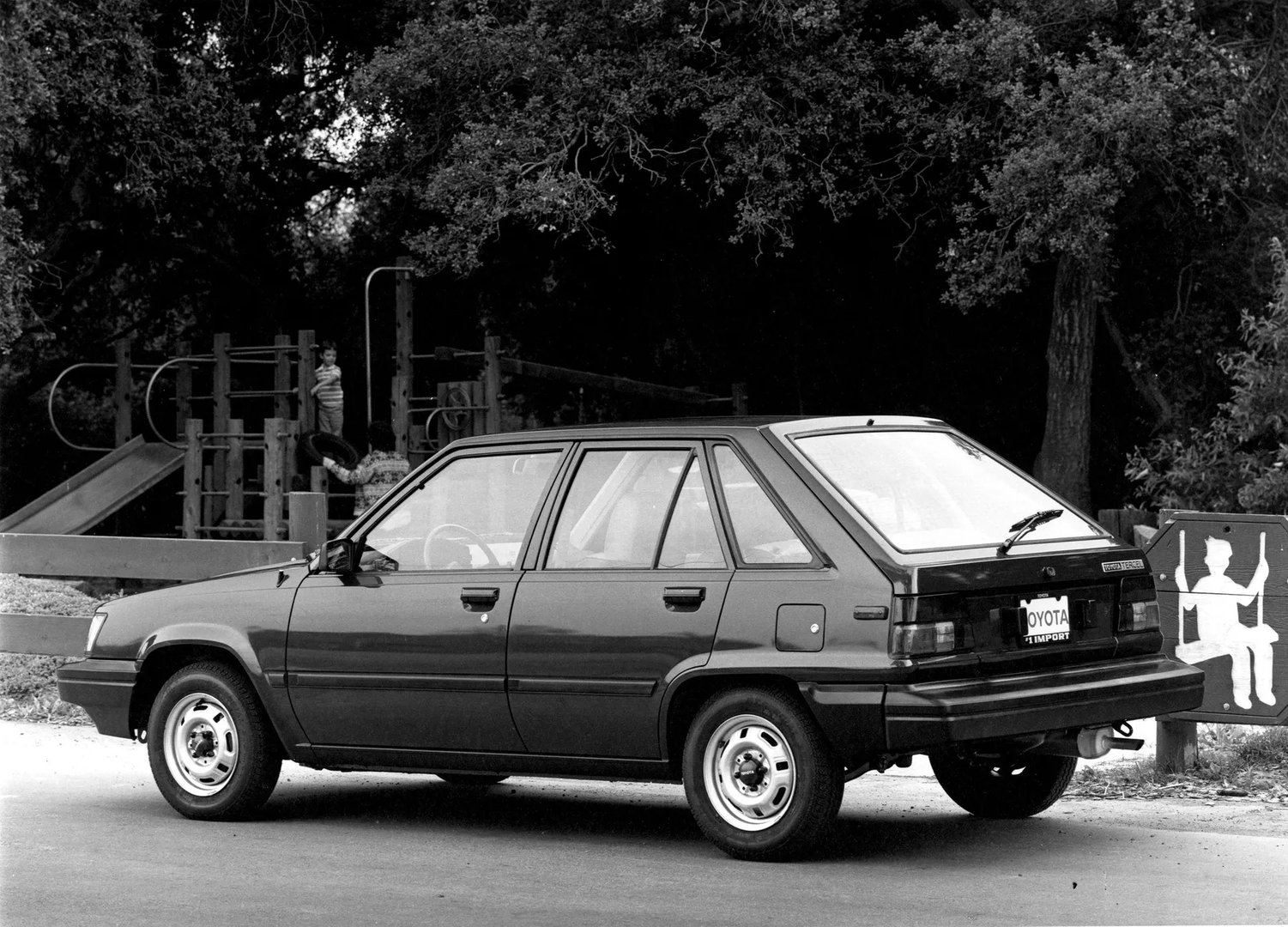 Toyota_Tercel_2_generation__Mini_5-doors__1.jpg