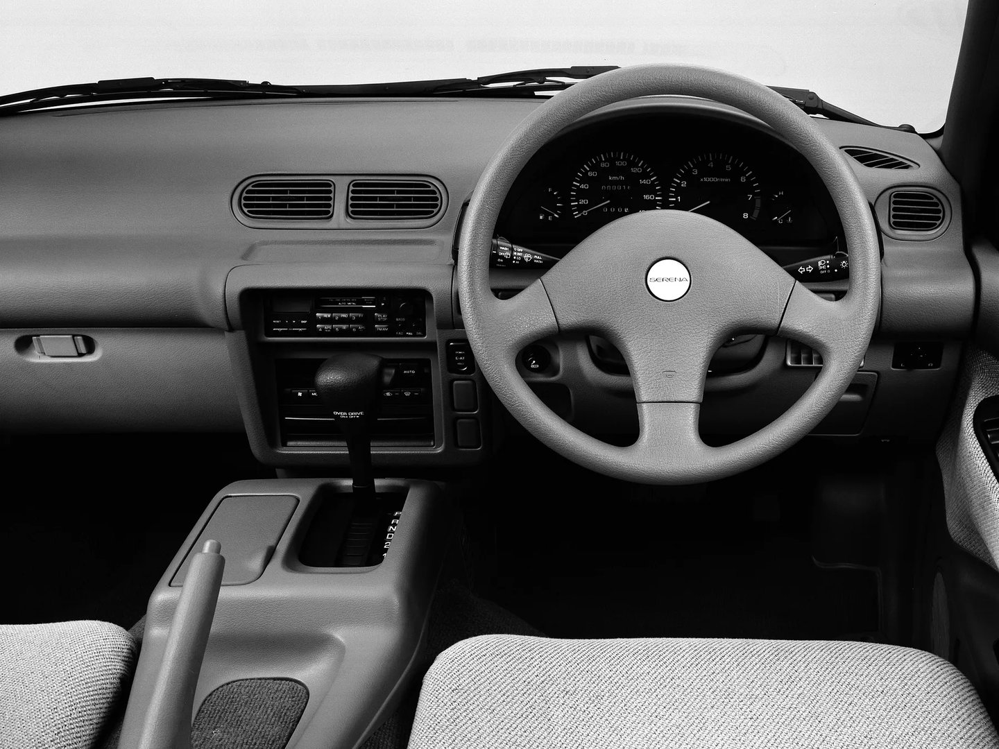 Nissan_Serena_1_generation__Compact_Van__5.jpg
