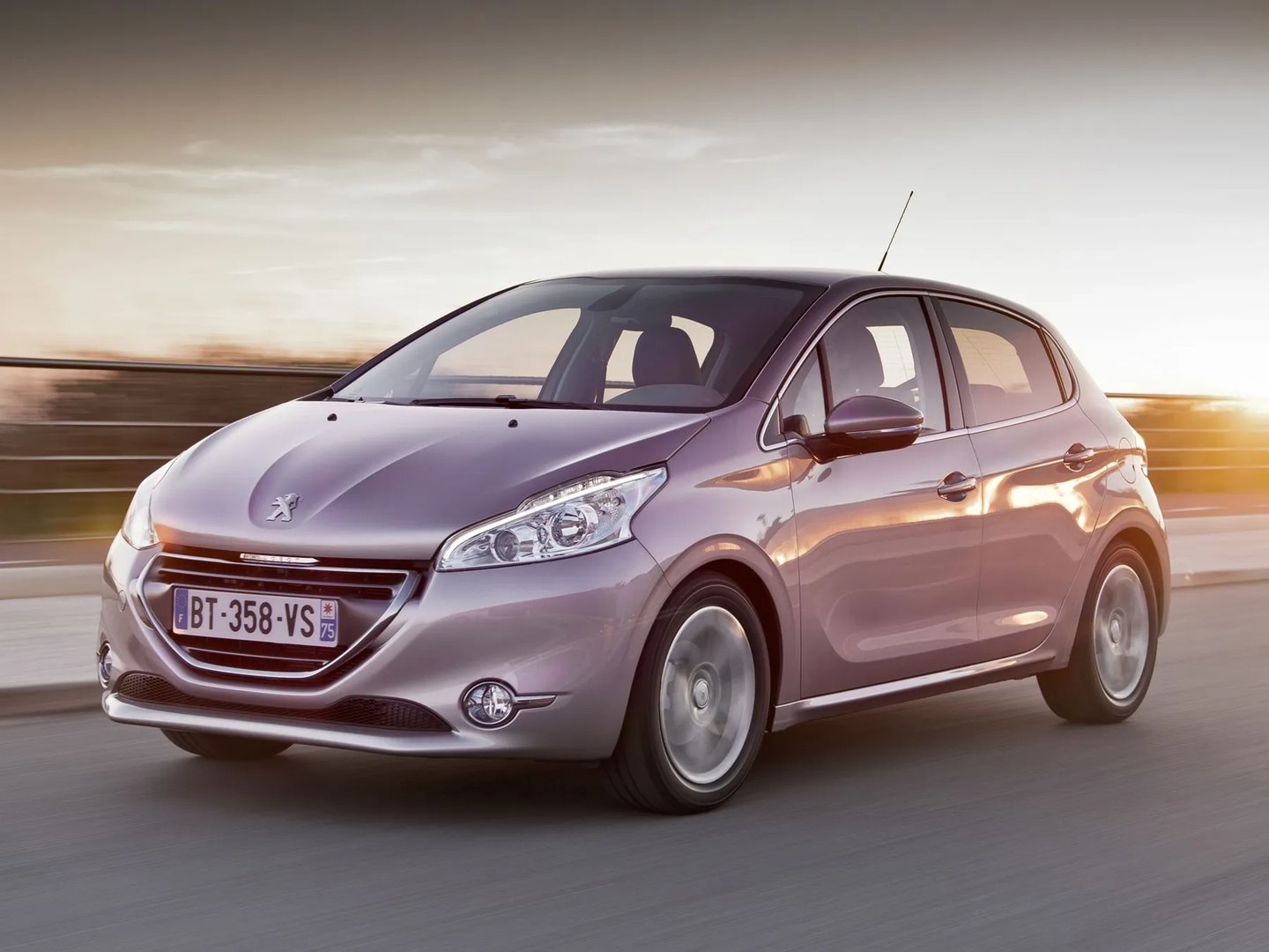 Peugeot 208 1 generation  Mini 5-doors
