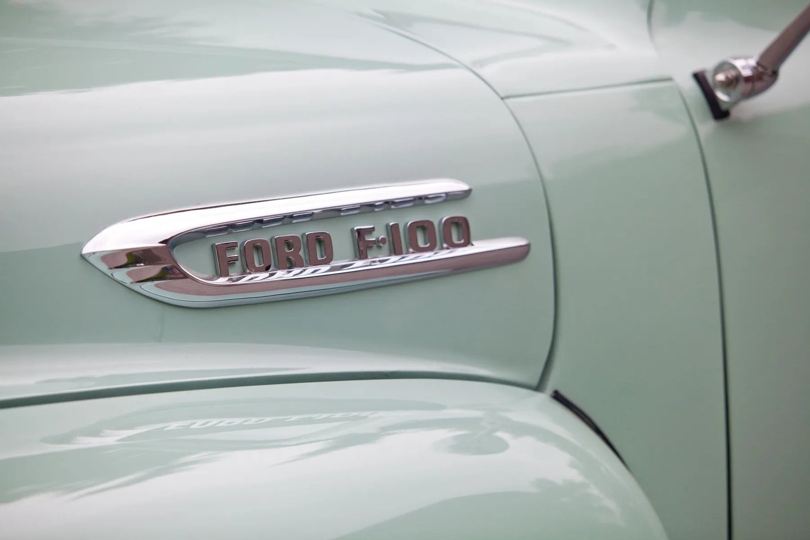 Ford_F-150_2_generation__Pickup_single-cab__13.jpg