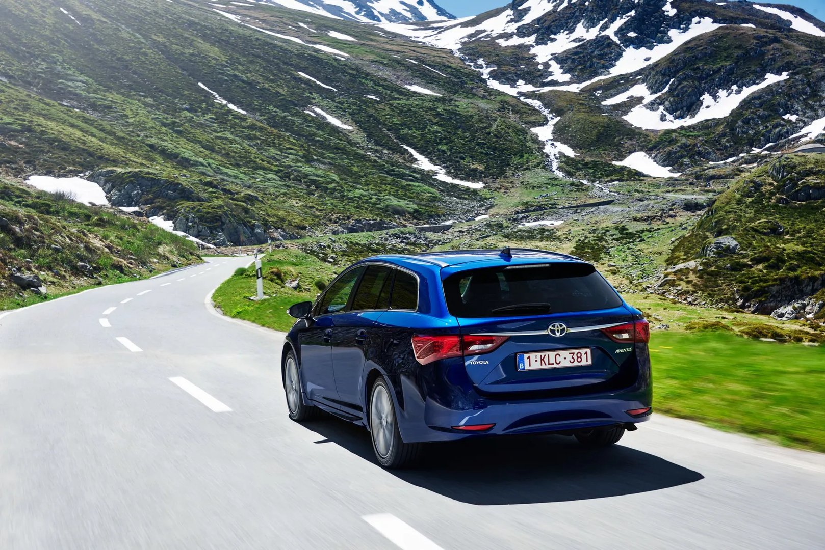 Toyota_Avensis_3_generation_restyling_2__Estate_5-door__8.jpg
