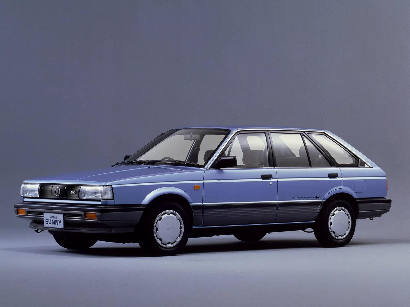 Nissan_Sunny_6_generation__Estate_5-door__2.jpg