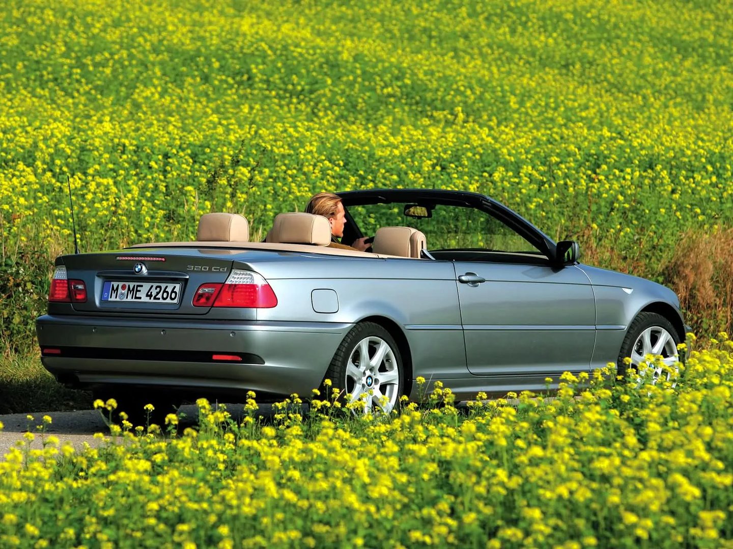 BMW_3_series_4_generation_restyling__Cabrio__10.jpg