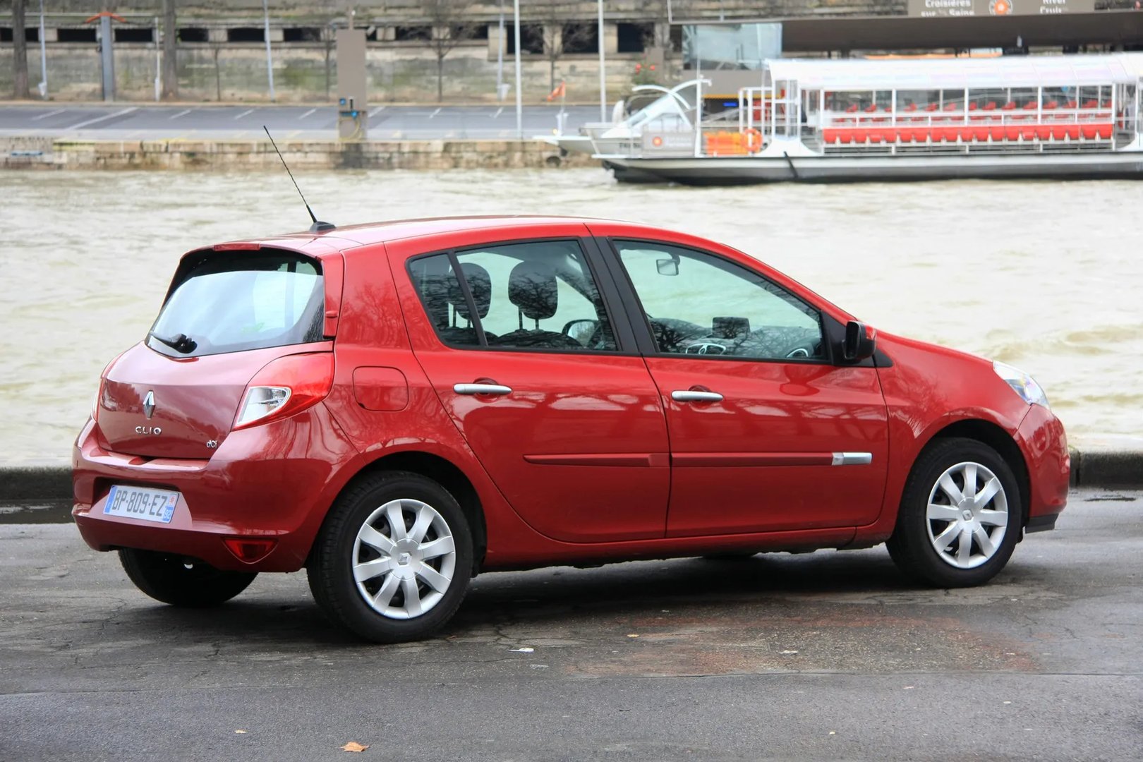 Renault_Clio_3_generation_restyling__Mini_5-doors__2.jpg