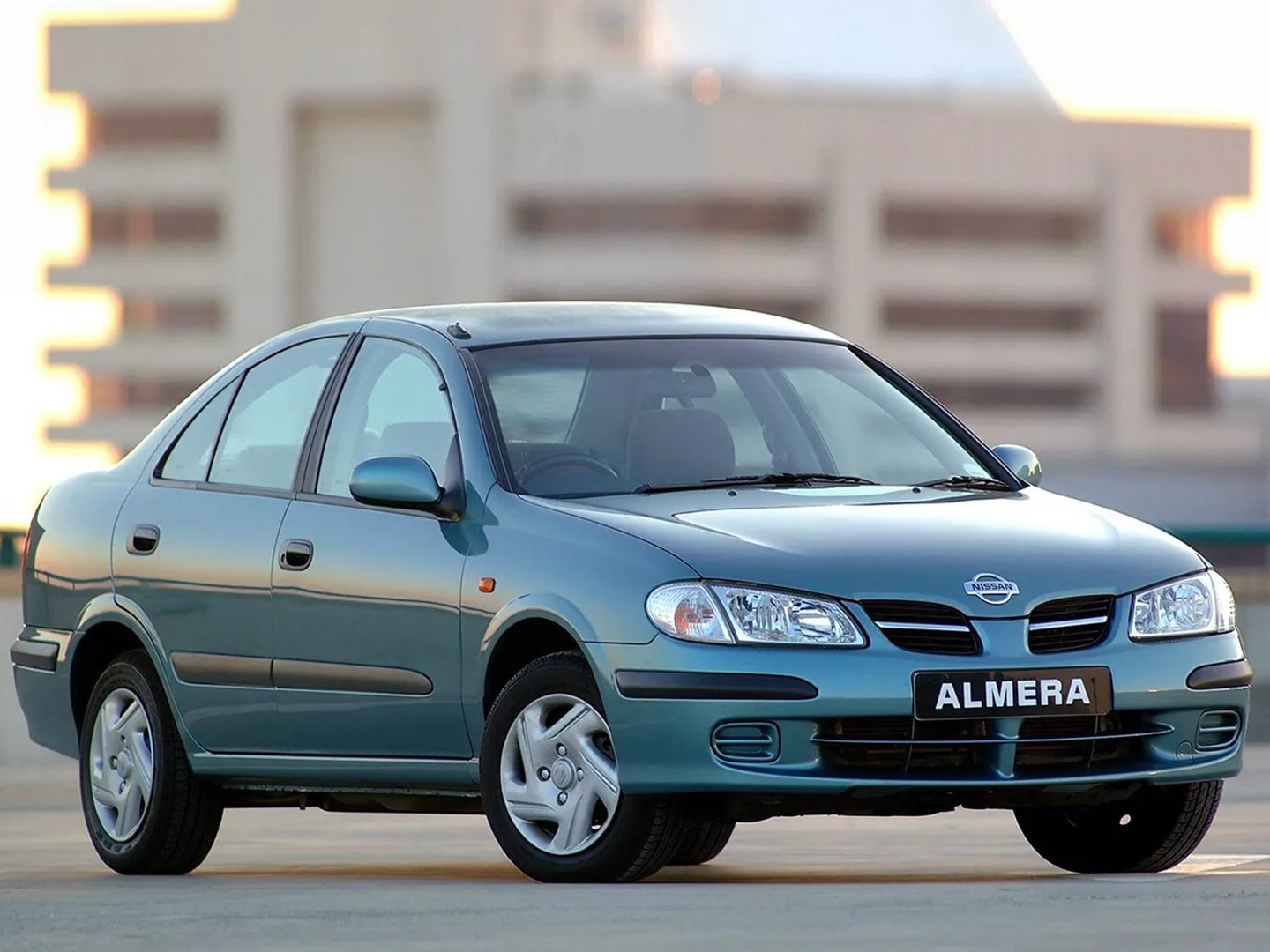 Nissan_Almera_2_generation__Sedan__4.jpg