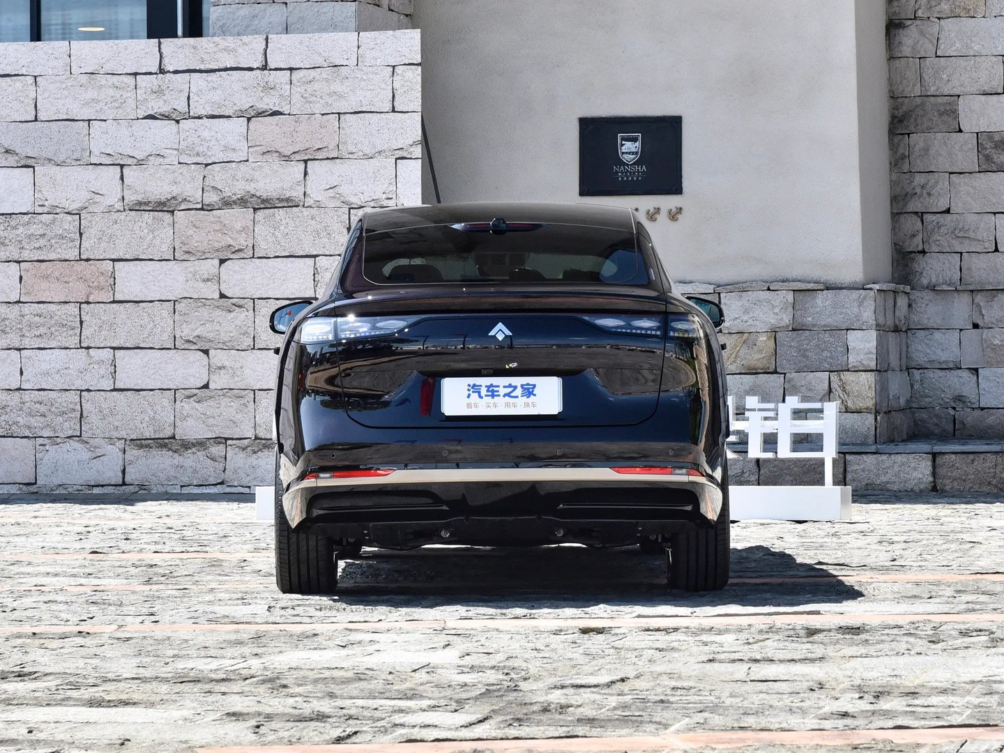 aion_Hyper_HT_1_generation__SUV_5-doors__5.jpg