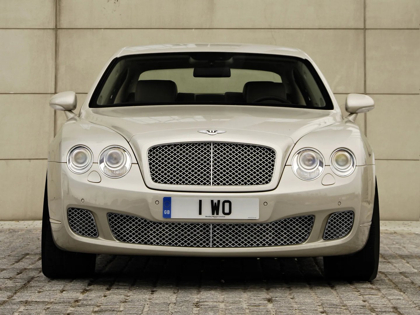Bentley_Flying_Spur_1_generation_restyling__Sedan__9.jpg