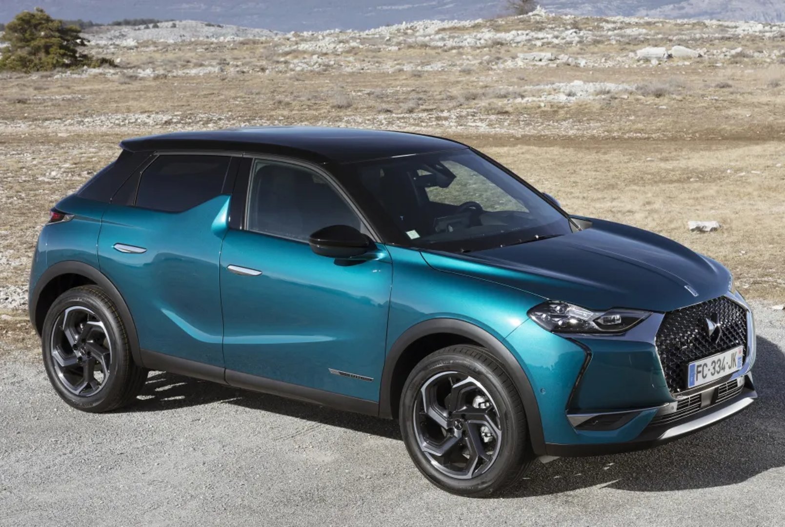 DS_3_Crossback_1_generation__SUV_5-doors__1.jpg