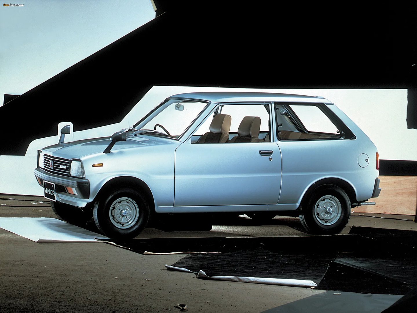Mitsubishi_Minica_5_generation__Mini_3-doors__1.jpg