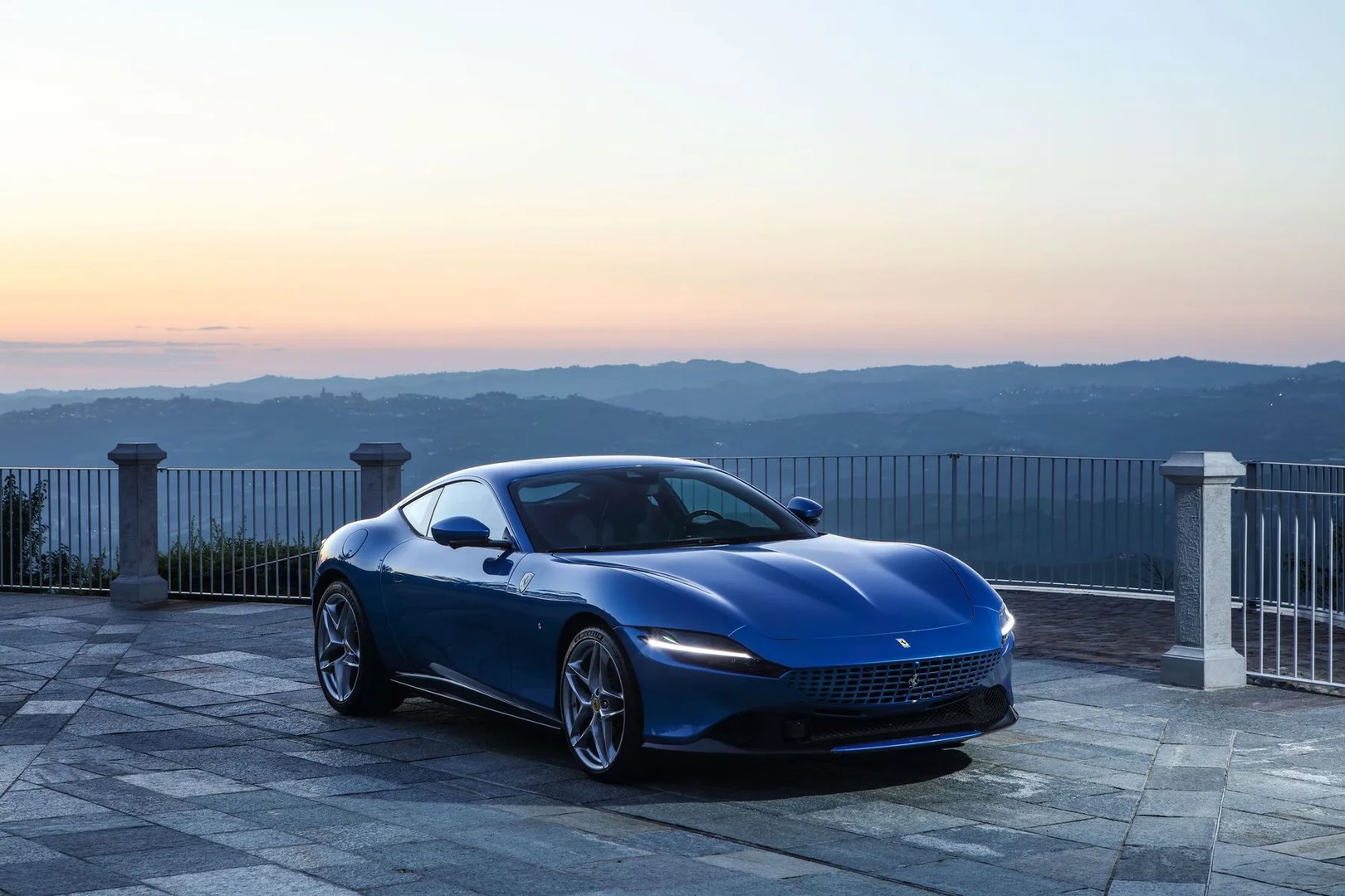 Ferrari_Roma_1_generation__Coupe__2.jpg