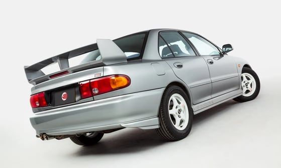 Mitsubishi_Lancer_Evolution_3_generation__Sedan__5.jpg