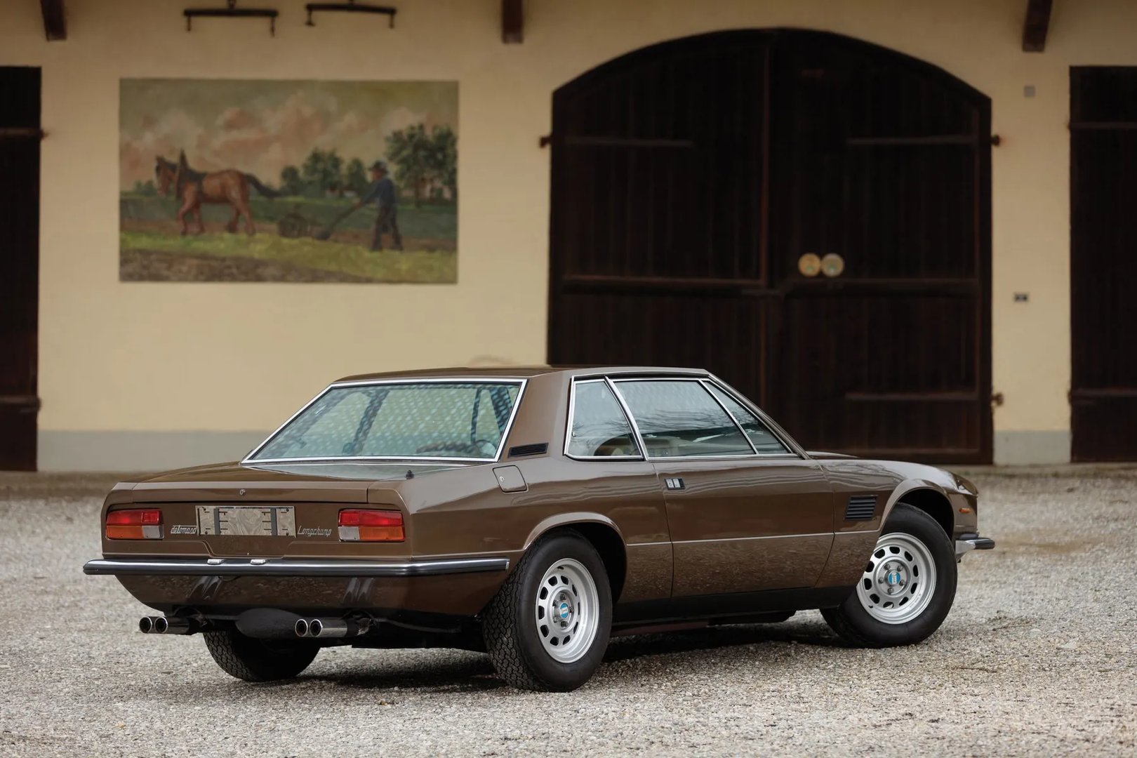 De Tomaso_Longchamp_1_generation__Coupe__2.jpg