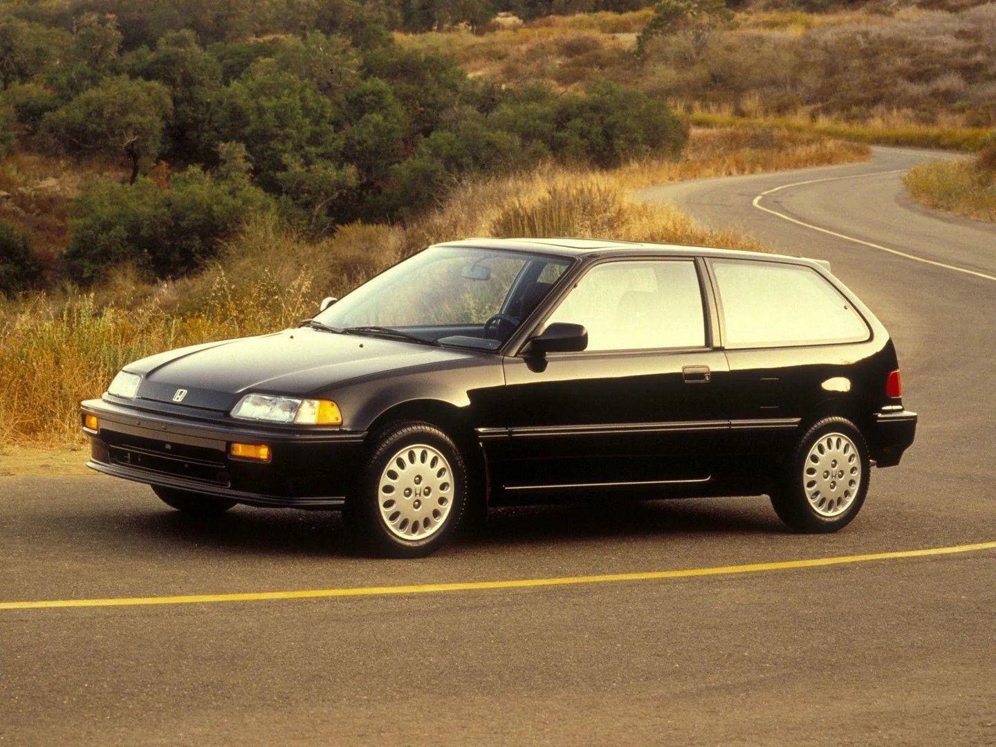 Honda_Civic_4_generation__Mini_3-doors__4.jpg