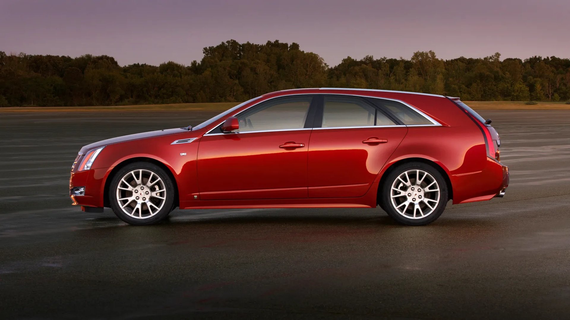 Cadillac_CTS_2_generation__Estate_5-door__10.jpg