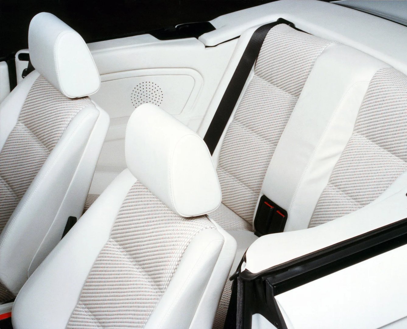 BMW_3_series_2_generation__Cabrio__12.jpg