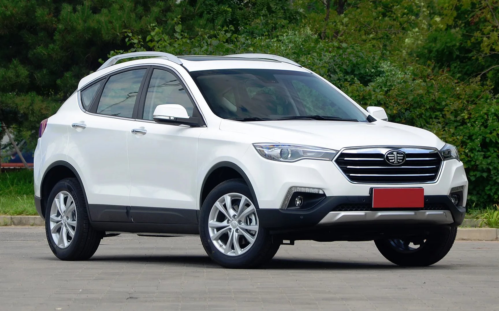 FAW_Besturn_X80_1_generation_restyling__SUV_5-doors__5.jpg