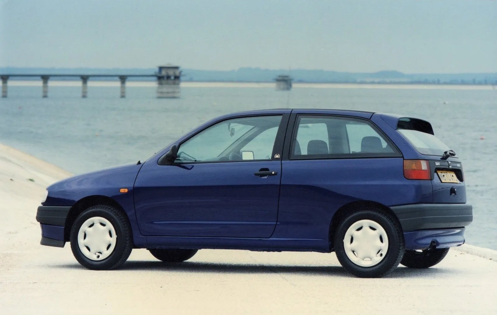 SEAT_Ibiza_2_generation__Mini_3-doors__4.jpg