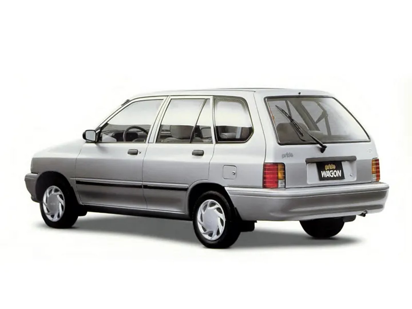 Kia_Pride_1_generation__Estate_5-door__1.jpg