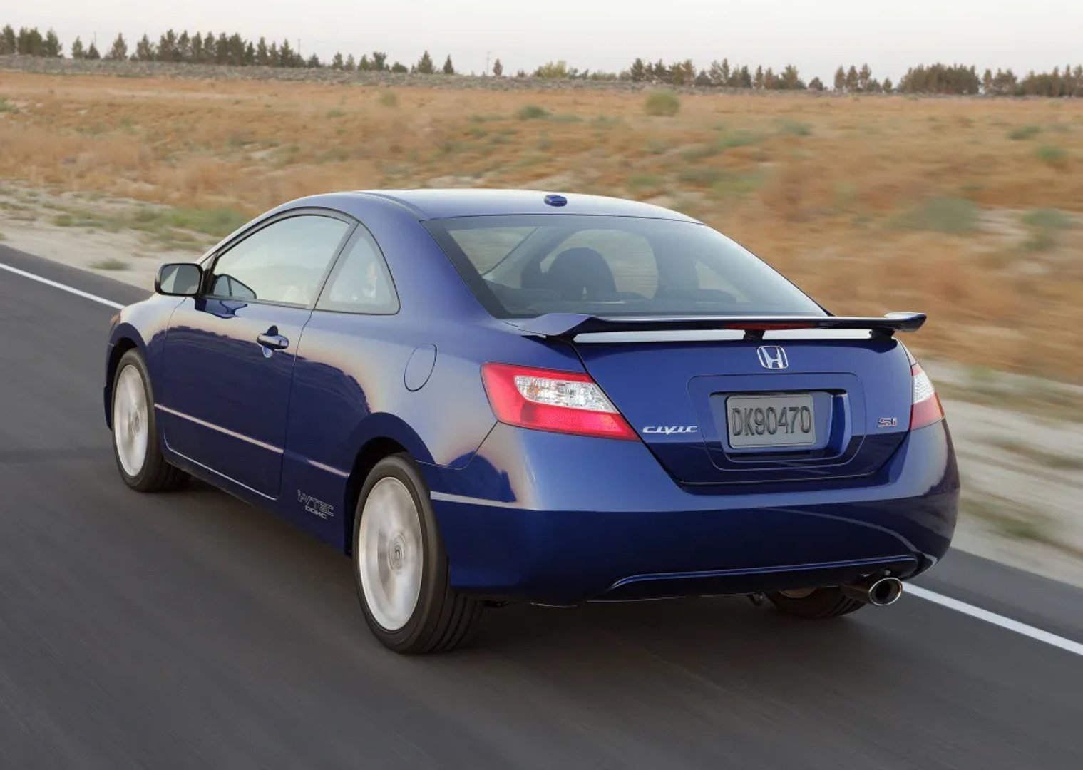 Honda_Civic_8_generation__Coupe__4.jpg