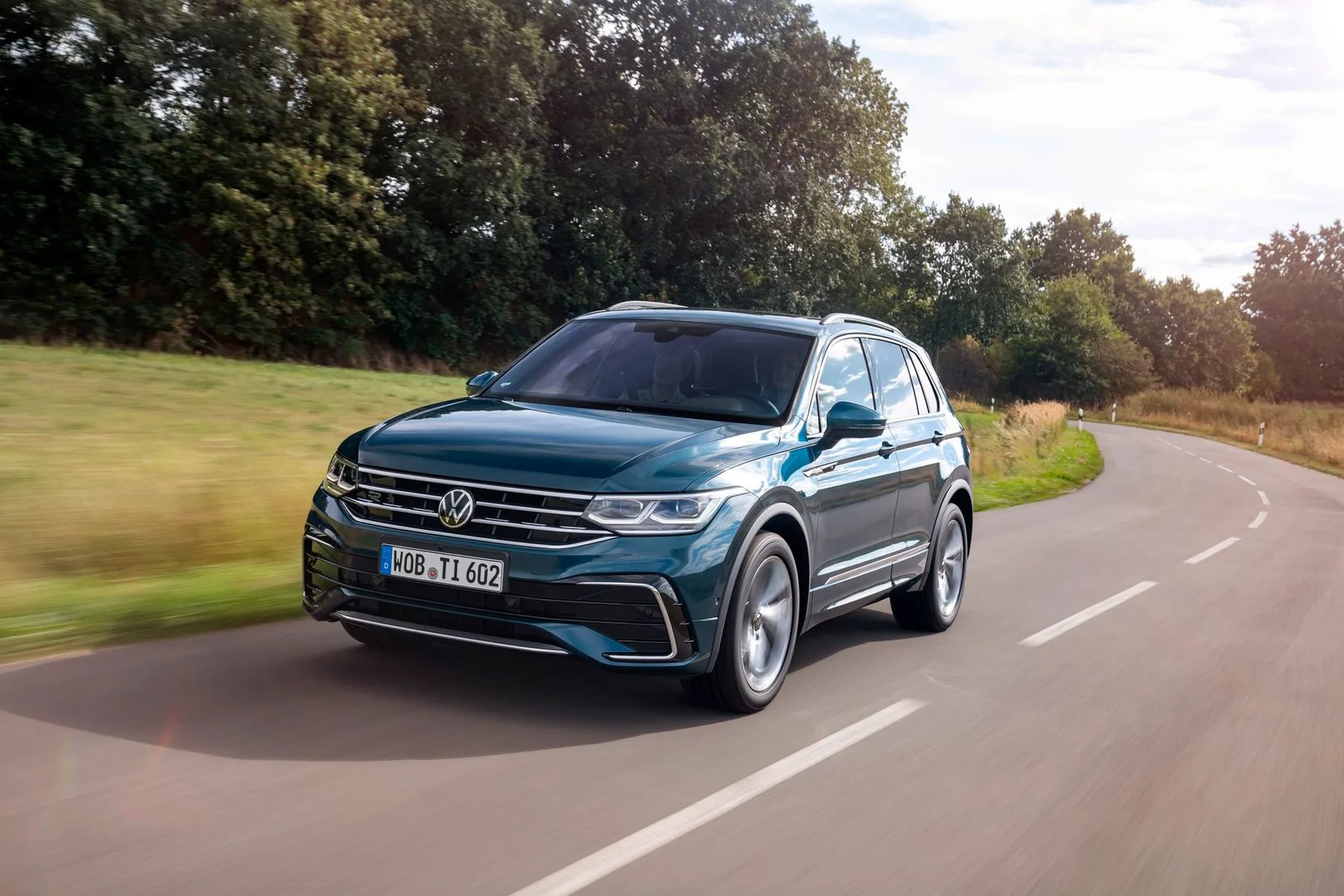 Volkswagen_Tiguan_2_generation_restyling__SUV_5-doors__5.jpg