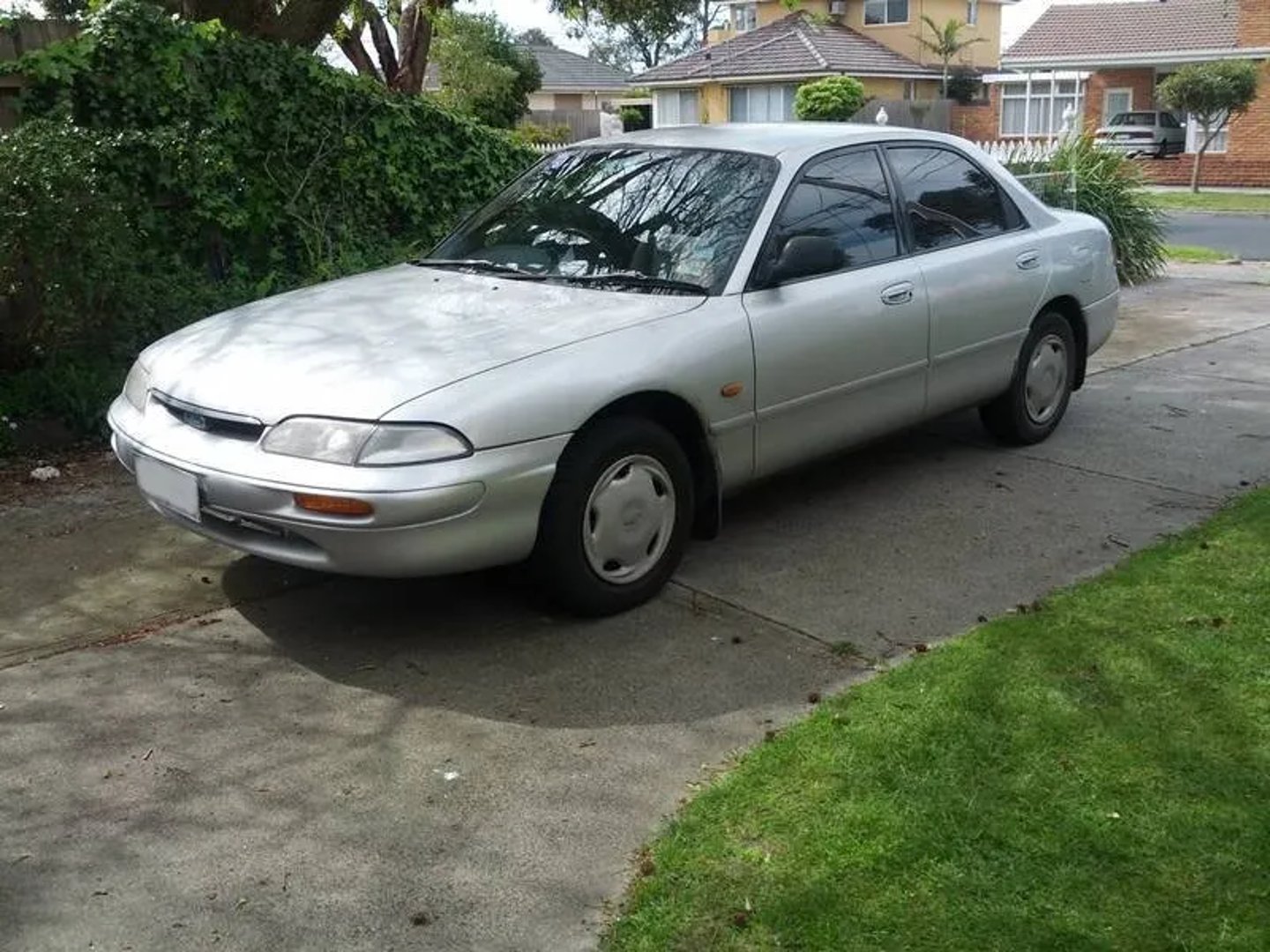 —  Sedan