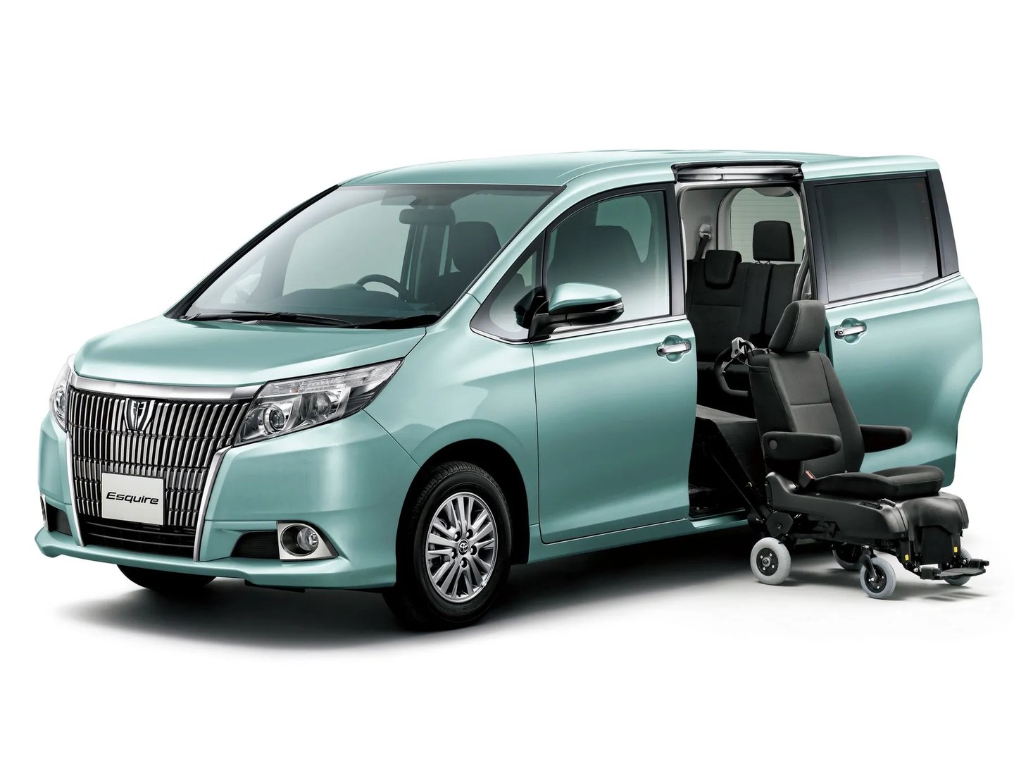 Toyota_Esquire_1_generation__Minivan__3.jpg
